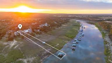 Main picture of 1209 Lake Shore Dr