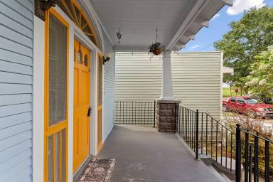 Main picture of 309 Slidell St