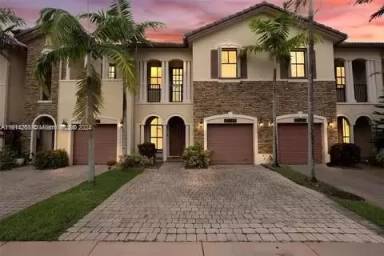 Main picture of 10329 NW 32nd Ter