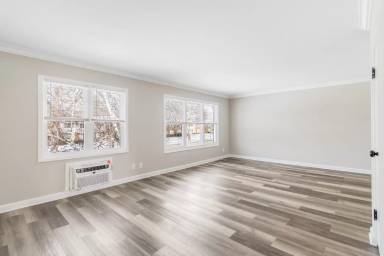 Main picture of 9421 W North Ave