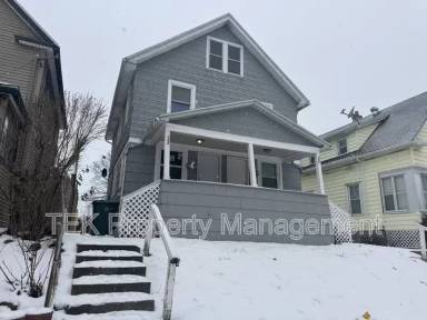 Main picture of 105 Bidwell Ter