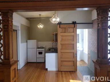 Main picture of 116 N 7th Ave E