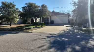 Main picture of 5200 Donegal Bay Ct