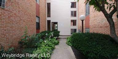 Main picture of 4903 Chalet Dr