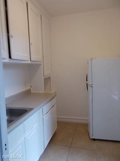 Main picture of 540 Saint Johns Pl