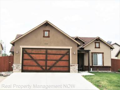 Main picture of 3282 Deerfield Ave