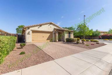 Main picture of 1116 E Ibis St