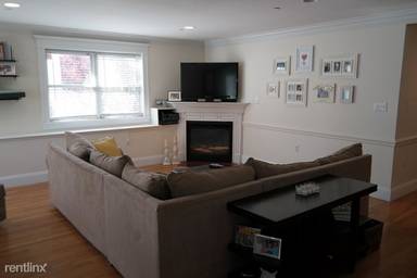 Main picture of 163 E Cottage St