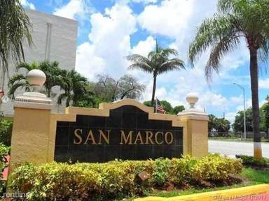 Main picture of 8840 Fontainebleau Blvd