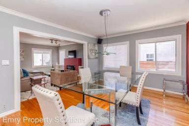 Main picture of 1027 N Spaulding Ave