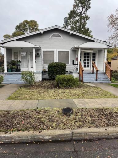 Main picture of 105 Earl Ave