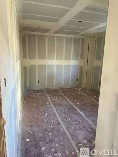 Main picture of 1904 Estrella Cir