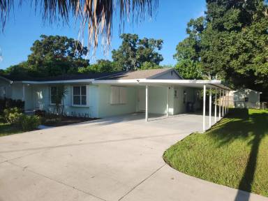Main picture of 1655 27th Ave