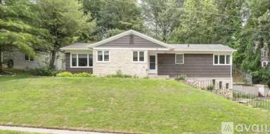 Main picture of 1 Kenwood Ave