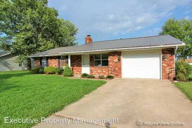 Main picture of 306 Kyle Dr