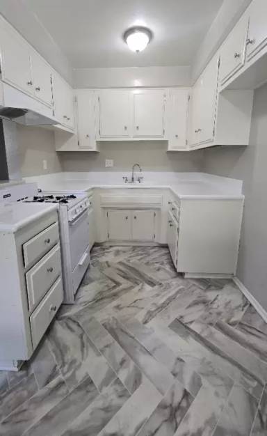 Main picture of 15531 Belshire Ave