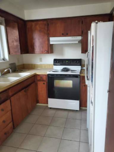 Main picture of 704-710 Norman Avenue Northeast - 706 - 2