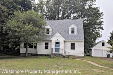 Main picture of 5131 Henry St