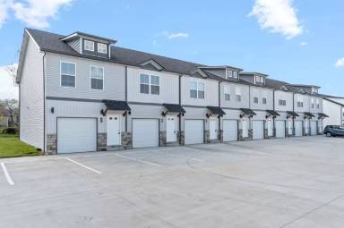 Main picture of 220 Drayton Dr