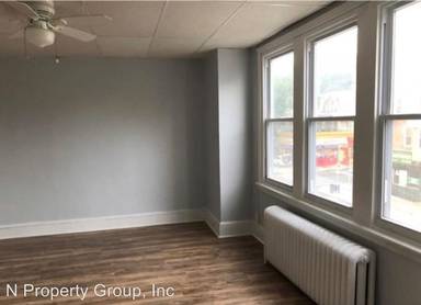 Main picture of 5048 Wayne Ave