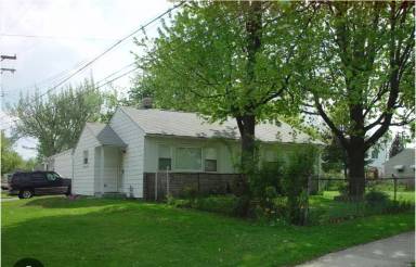 Main picture of 31904 Roscommon St