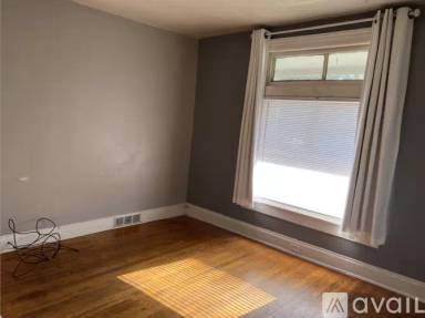 Main picture of 119 N Hamilton St