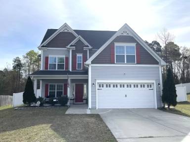 Main picture of 126 Watchmen Ln