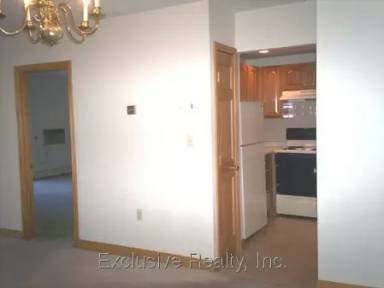 Main picture of 2320 Commonwealth Ave