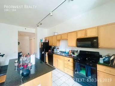 Main picture of 5 N Wabash Ave