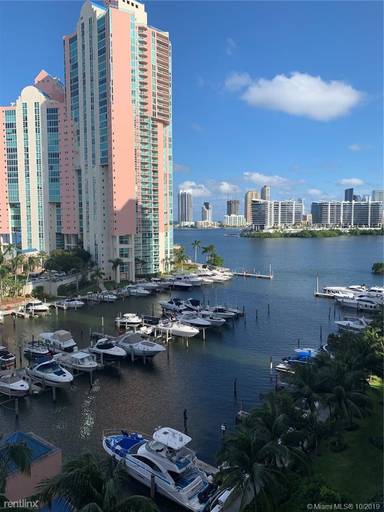 Main picture of Aventura Marina Two