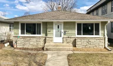 Main picture of 4307 Minnehaha Ave