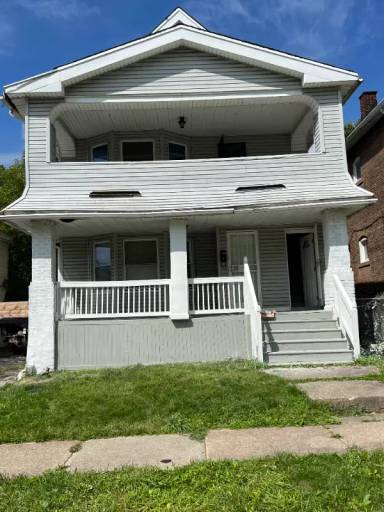 Main picture of 3450 E 119th St