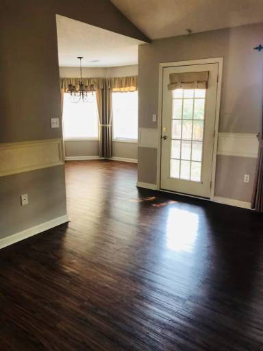 Main picture of 92 Lelia Ln