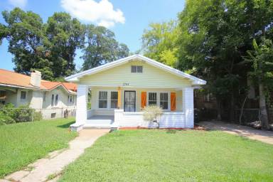 Main picture of 2744 Pike Rd