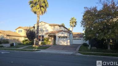 Main picture of 5012 Crest Dr