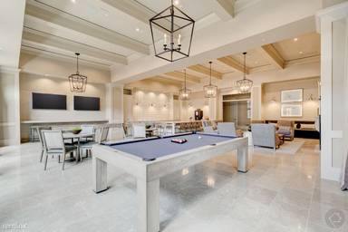 Main picture of 360 Creekside Way