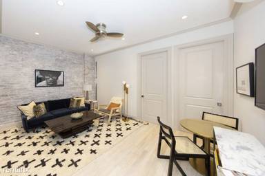 Main picture of 51 W 11th St