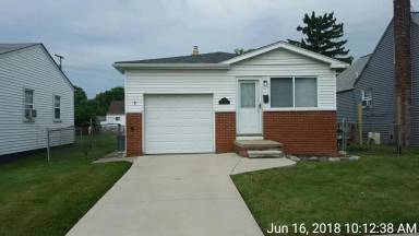 Main picture of 27195 Seyburn Ave