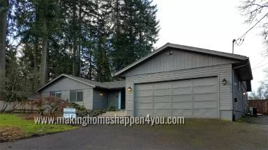 Main picture of 992 Mimosa St S