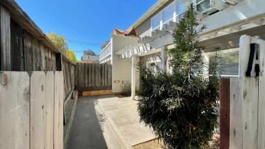 Main picture of 639 Johnson Ave
