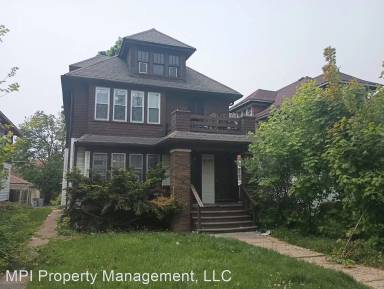 Main picture of 2851 N 45th St