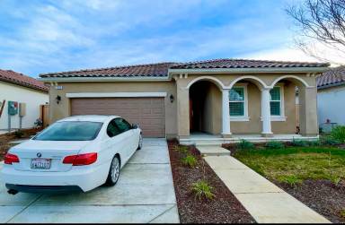 Main picture of 634 Wood Crest Ave