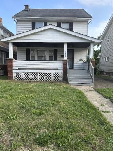 Main picture of 13822 Maplerow Ave