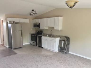 Main picture of 303 Castin Ln