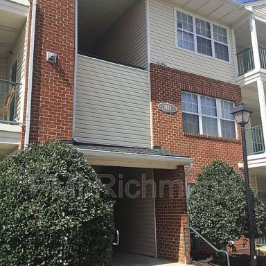 Main picture of The Links Condos