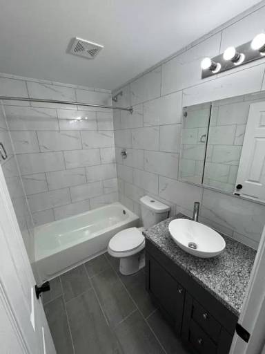 Main picture of 5603 Walker Ave