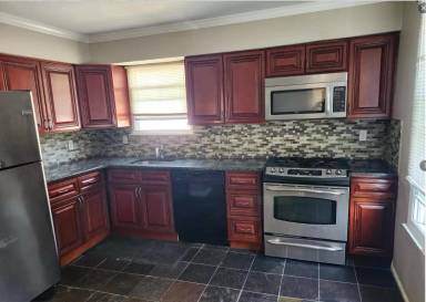 Main picture of 729 Jarvis Rd