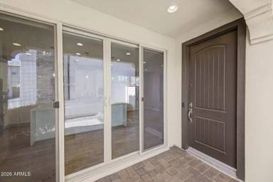 Main picture of 1941 S Wallrade Ln