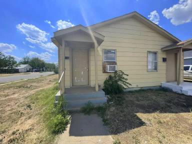 Main picture of 81 N McMasters St