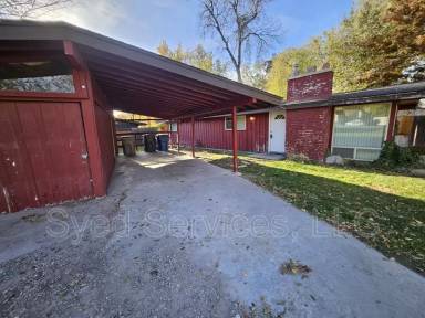 Main picture of 1919 S Orchard St